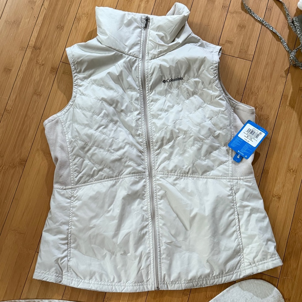 Columbia Puffer Vest